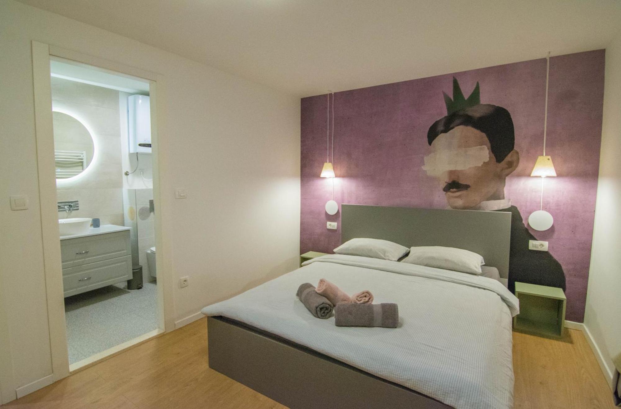 Romiru Rooms And Studio Apartment Split Bagian luar foto