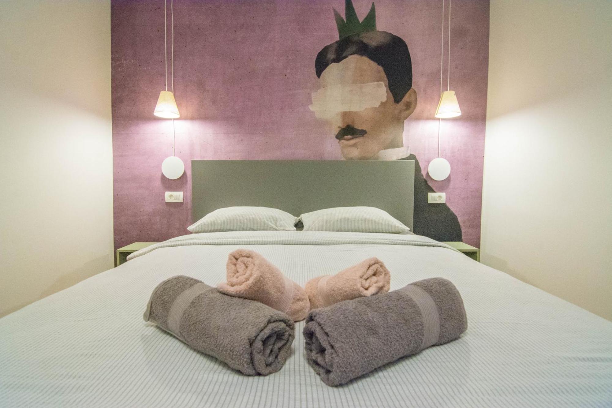 Romiru Rooms And Studio Apartment Split Bagian luar foto