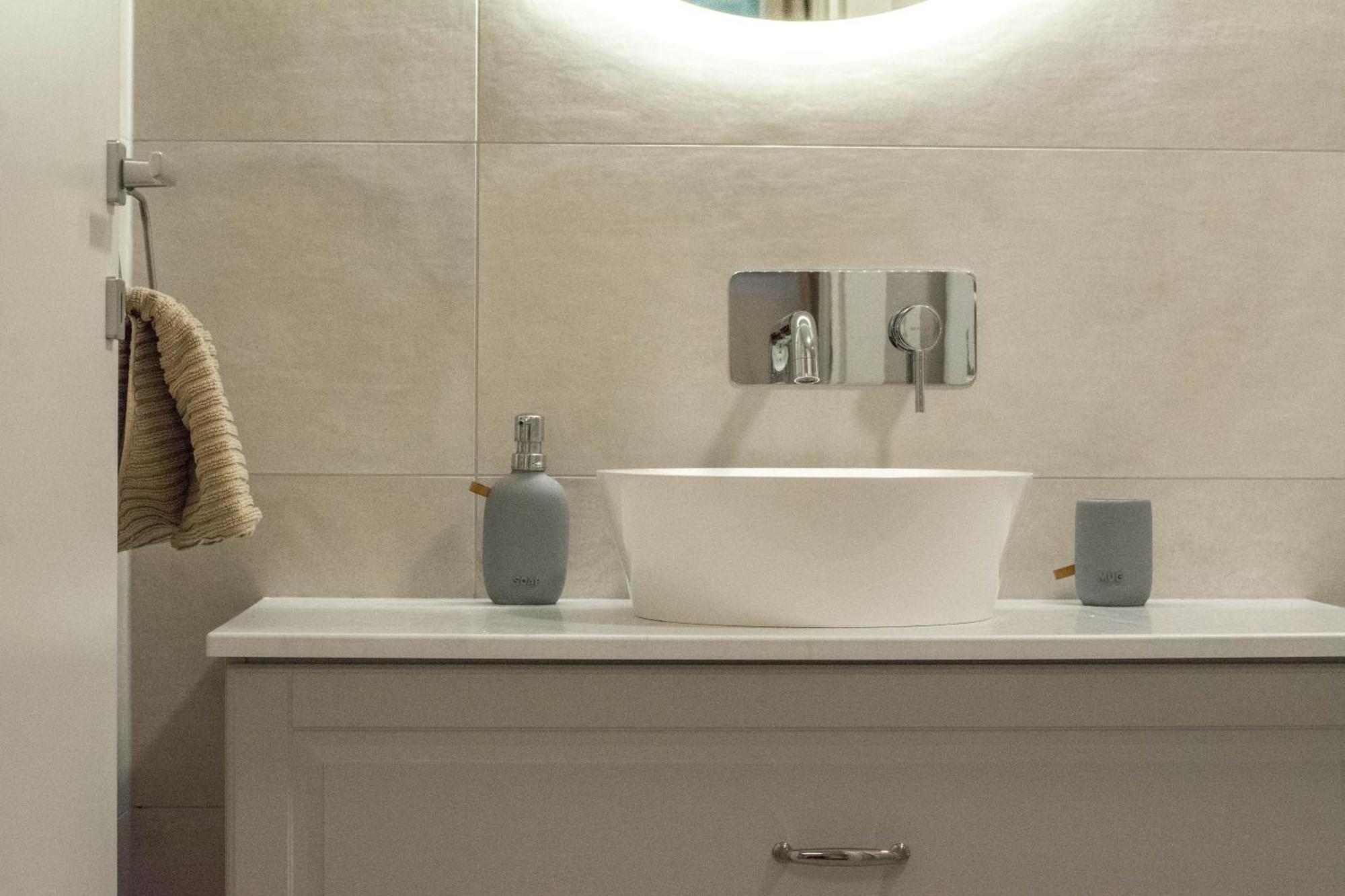 Romiru Rooms And Studio Apartment Split Bagian luar foto