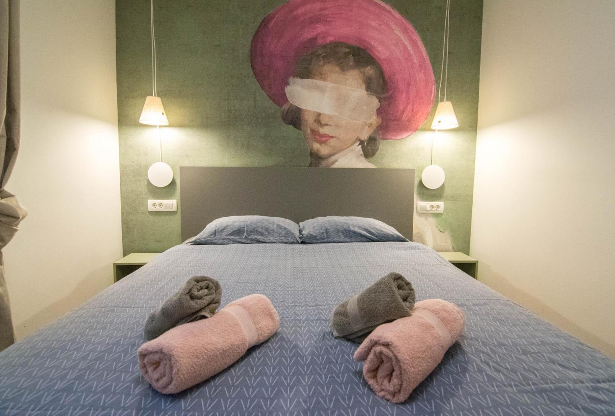 Romiru Rooms And Studio Apartment Split Bagian luar foto